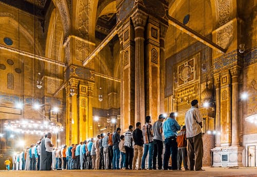 inside Sultan hassan mosque